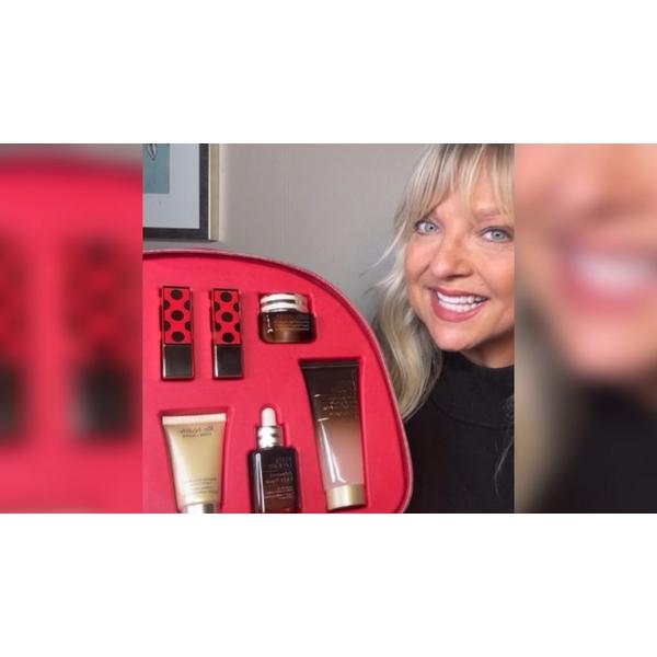 Estée Lauder Holiday Blockbuster Beauty 12-Piece Gift Set for $90 With Any Estée Lauder Purchase #9