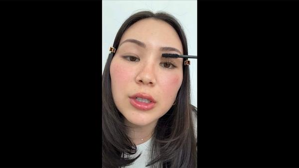 Rare Beauty Perfect Strokes Universal Volumizing Mascara Mini #10