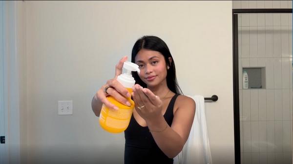 Sol de Janeiro Body Badalada Lotion with Hyaluronic Acid for Daily Hydration #9