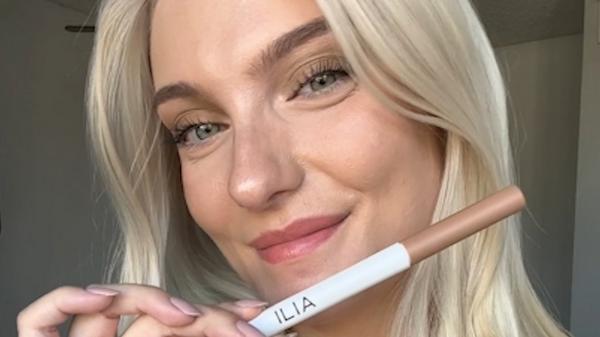 ILIA Eye Stylus Shadow Stick - Long-Lasting Cream Eyeshadow #10