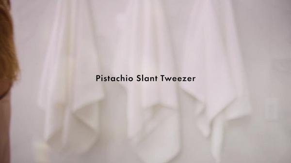 Tweezerman Pistachio Full Size Slant Tweezer #8