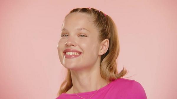 Essence Soft Touch Bouncy Blush #9