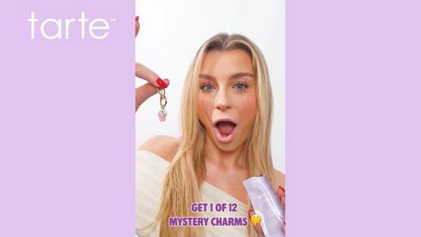 Tarte Maracuja Juicy Lip Plumping Peptide Gloss with Charm #10