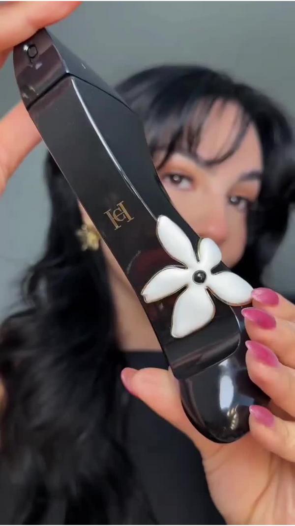 Carolina Herrera Good Girl Jasmine Absolute Eau de Parfum #8