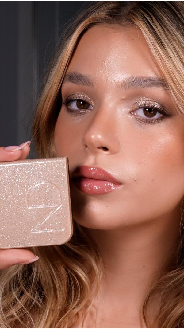 NATASHA DENONA LUXE GLAM COMPACT Quad Eyeshadow Palette #11