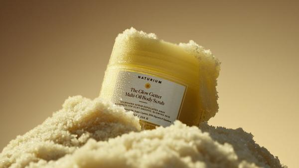 Naturium The Glow Getter Multi-Oil Body Scrub #8