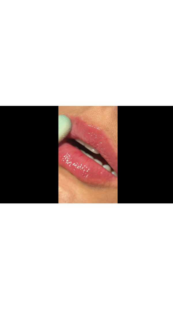 Clarins Cryo-Plumping Lip Oil #10