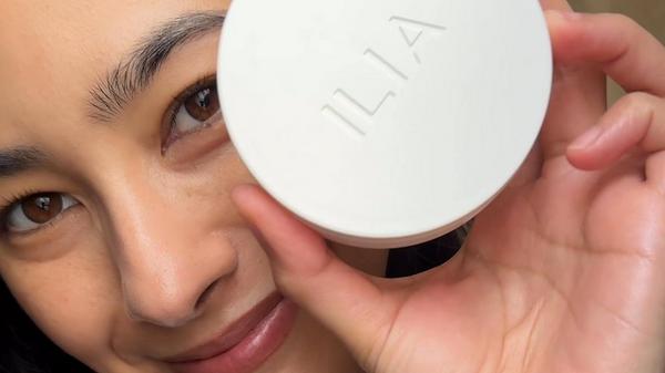 ILIA Soft Focus Finishing Powder with 12-Hour Shine Control #10