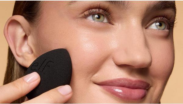 e.l.f. Cosmetics Bounce & Blur Pro Sponge #9