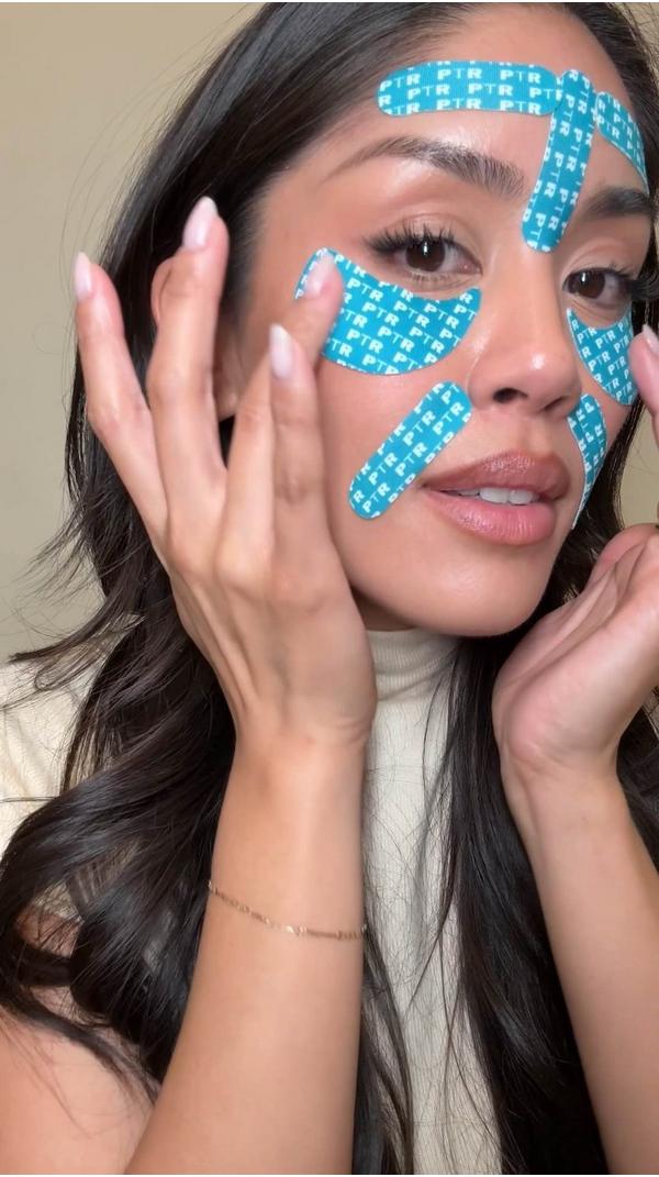 Peter Thomas Roth Peptide Skinjection ​Peptide-Infused Face & Eye Tape #9