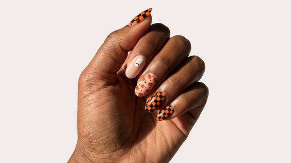 Dashing Diva GLOSS, Gel Nail Strips, Ghost n' Games #6