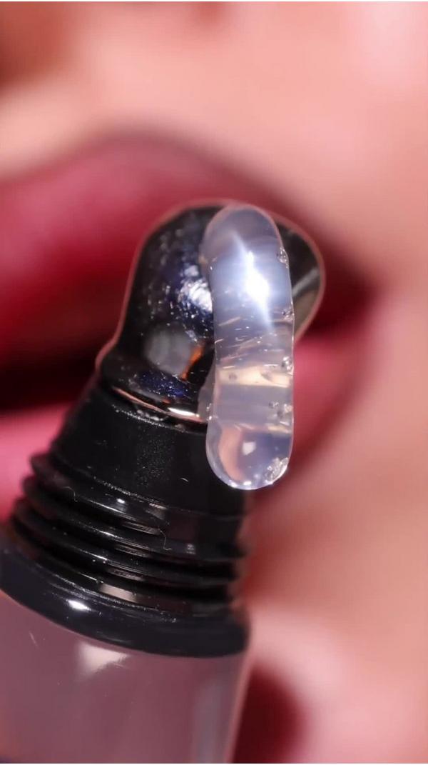 The Lip Bar 4K High Shine Gloss and Straight Line Lip Liner Set #8