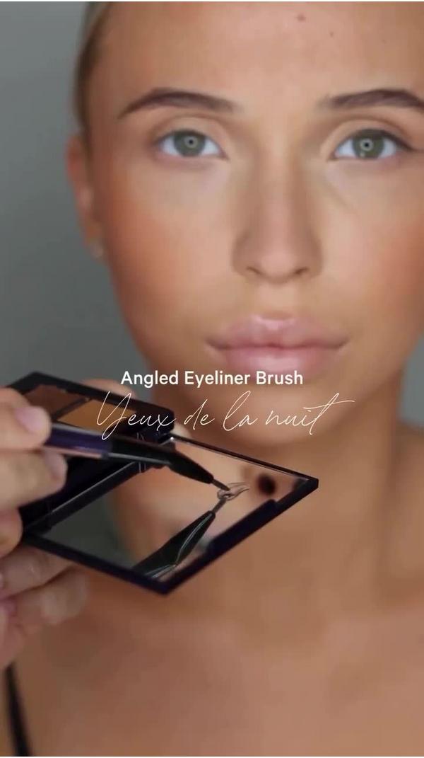 Kevyn Aucoin KAB Angled Eyeliner Brush #2