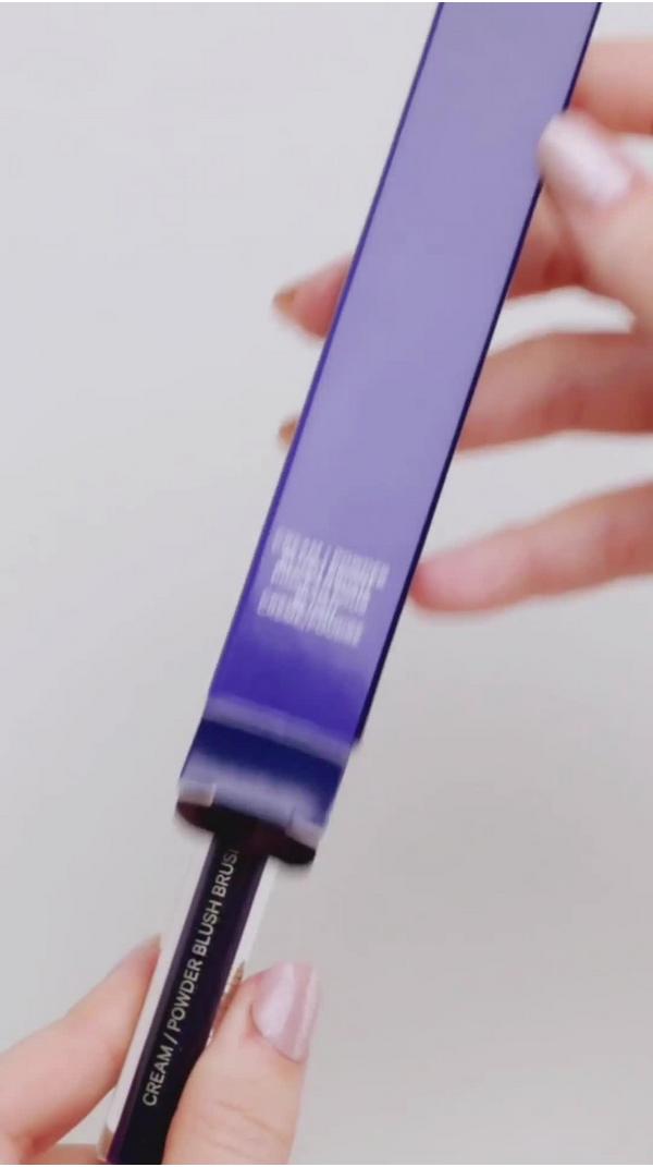 Kevyn Aucoin Cream/Powder Highlighter Brush #5