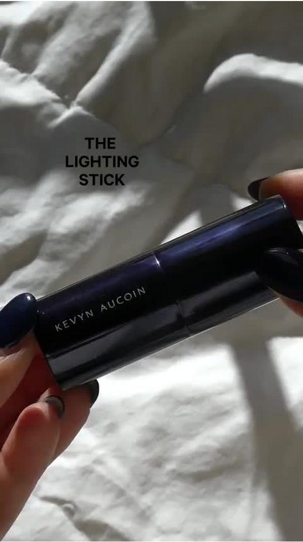 Kevyn Aucoin Lighting Stick Warm Light #7