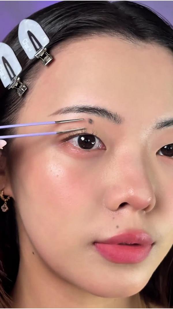 Char Cosmetics Magic Glue Eyelid Corrector #5