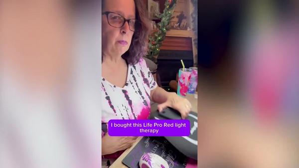 Lifepro AllevaGlove Red Light Therapy Glove #9